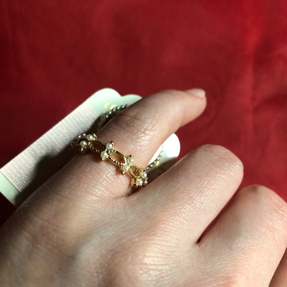 New ring - Picture 6 of 8